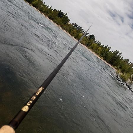 Bardas Del Limay Dormi-Con Hidromasaje - Totalmente Equipado Plottier Dış mekan fotoğraf