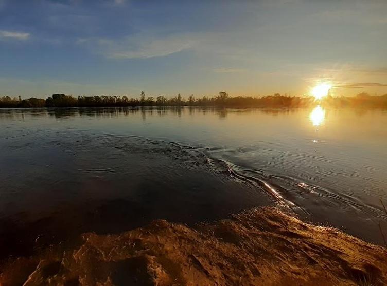 Bardas Del Limay Dormi-Con Hidromasaje - Totalmente Equipado Plottier Dış mekan fotoğraf