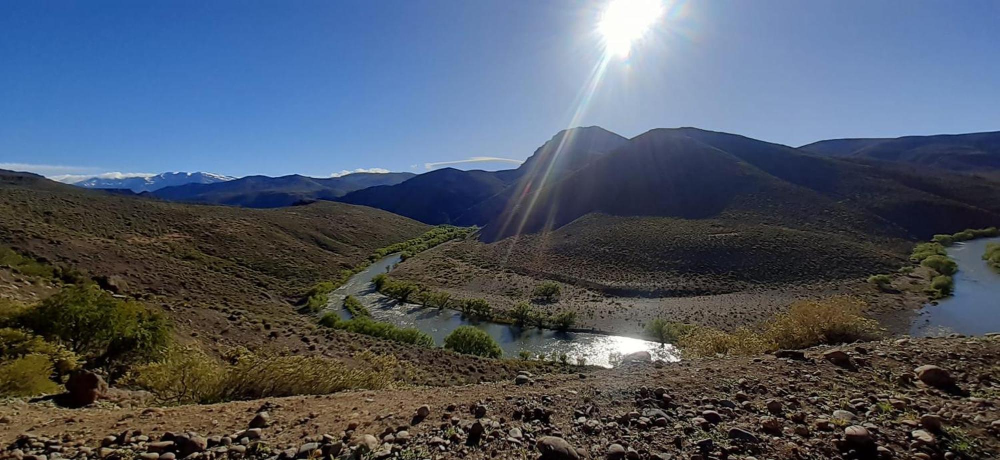 Bardas Del Limay Dormi-Con Hidromasaje - Totalmente Equipado Plottier Dış mekan fotoğraf